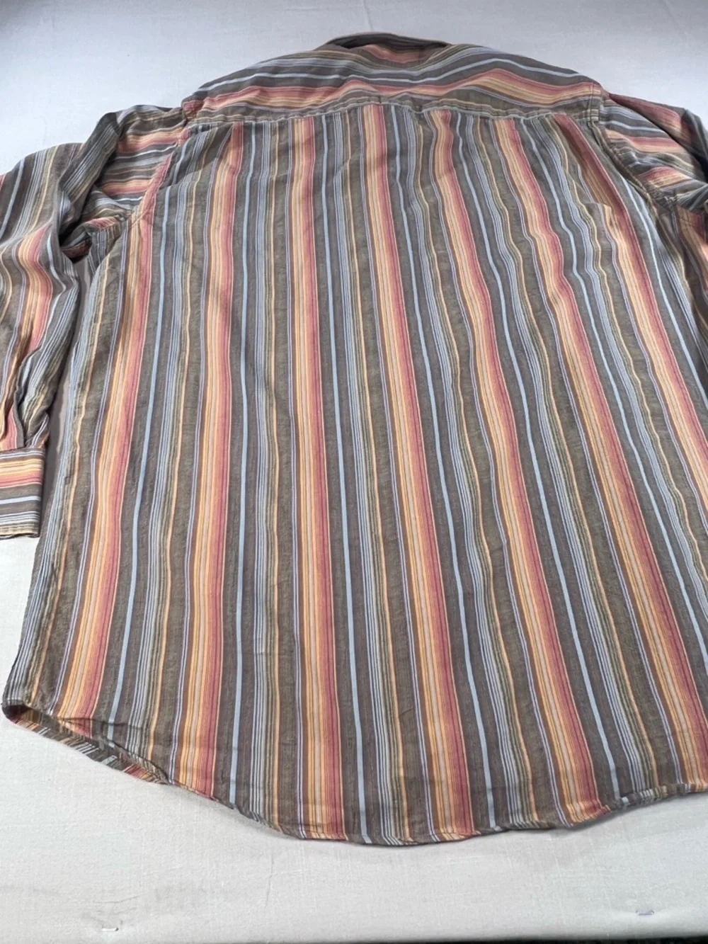Banana Republic Men’s L Multi Stripe Long Sleeve Button Down 100% Cotton Shirt